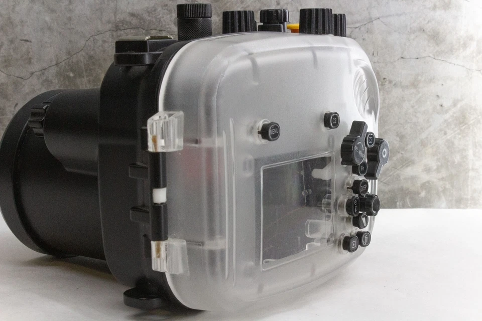 Estojo impermeável Meikon A7 - Modelo: R051-1705-006 - Imagem 3 de 4