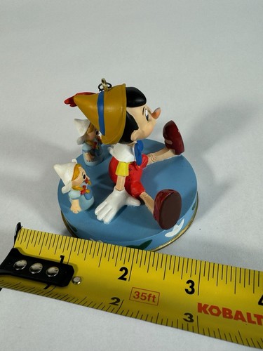 E' Un Piccolo Mondo Pinocchio Decorazione Natalizia, The Disney Artist Collection - Foto 4 di 6