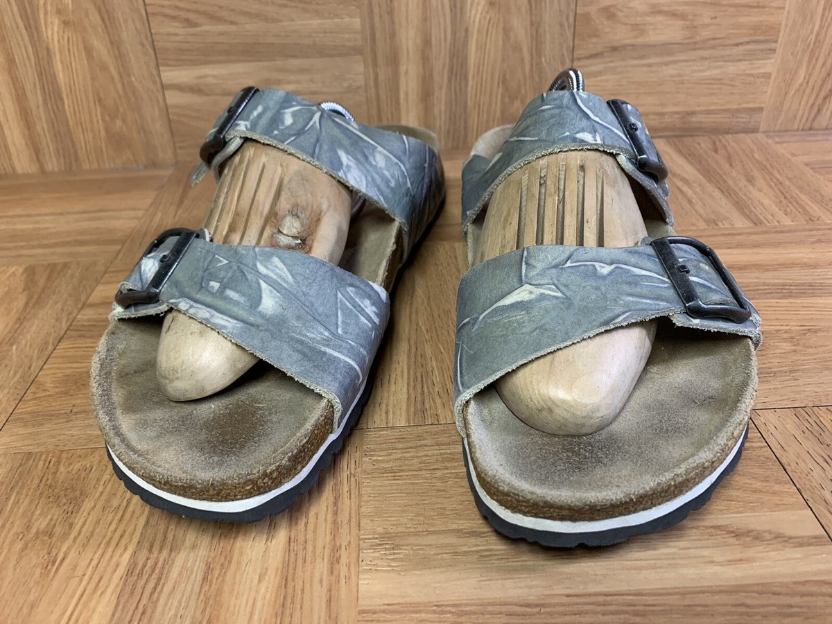 RARE? Birkenstock Arizona Camo Leaf Sandals Buckled Sz 45  display picture 1