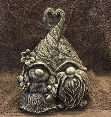 Mr & Mrs Gonk Wichtel verliebt Stein Garten Ornament Statue Geschenk   KOSTENLOSER VERSAND