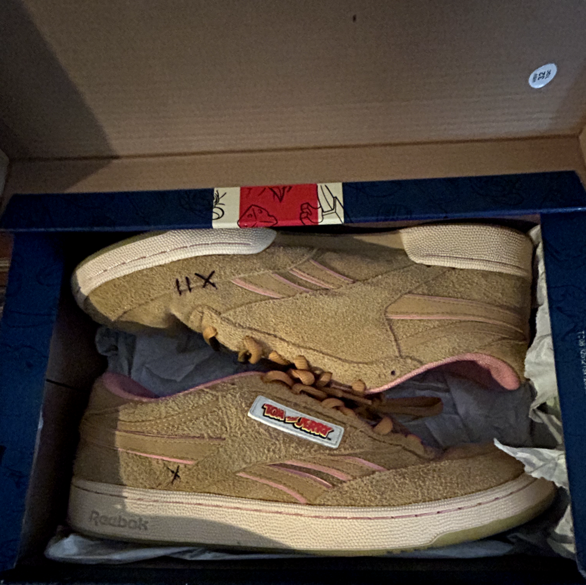 Size 9 Reebok Tom & Jerry x Club C‎ Revenge Low Jerry Brown Mens Shoes FW4632 Reebok Club C Revenge Low x Tom & Jerry - Brown Size 12  main image 3