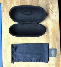 Oakley Large Soft Vault Sunglasses Case 07-025 Black w/ Microfiber Pouch Vintage