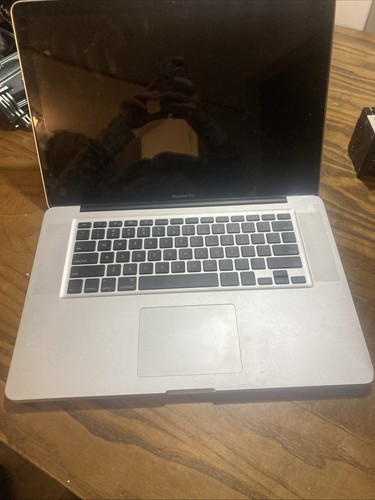 Apple MacBook Pro 13 A1286  Untested! FOR PARTS!! PLEASE READ! - Afbeelding 2 van 3