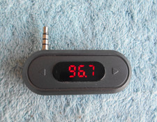 Doosl Dser107 Multifunctional Car FM Transmitter Wireless Music Receiver