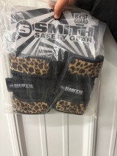 Smith wrist guards Leopard small roller skate roller blades skateboarding