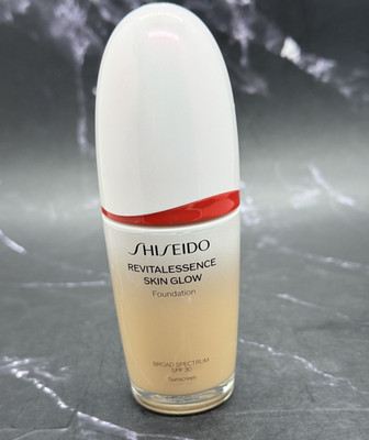Shiseido Revitalessence Skin Glow Foundation 230 Alder  SPF 30 -1 oz/30Ml-