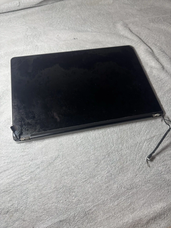 UNTESTED MacBook Pro A1398 15 Inch Display Assembly - Image 2 of 4