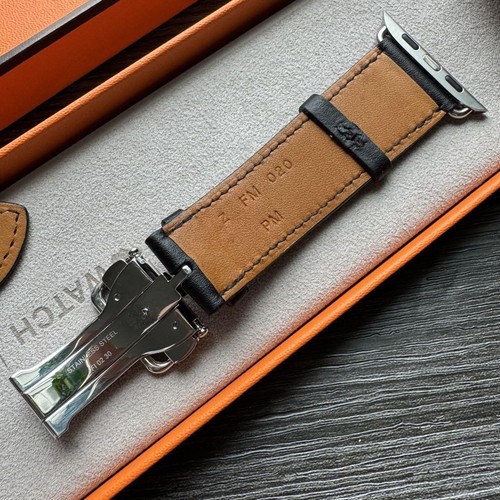 Hermès Czarny skórzany pasek Apple Watch do modeli 42mm-49mm Unisex - Zdjęcie 4 z 11