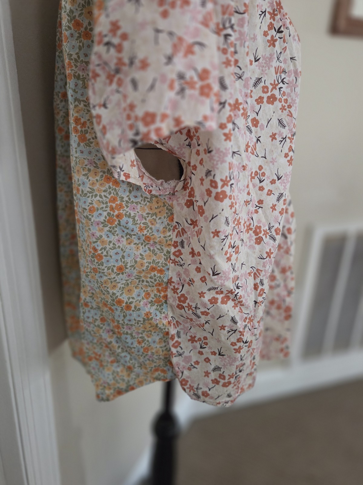 American Eagle Patchwork Large Short Sleeve Shirt - image 3