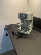 De'longhi Stilosa Manual Coffee Espresso Machine (EC260CR)