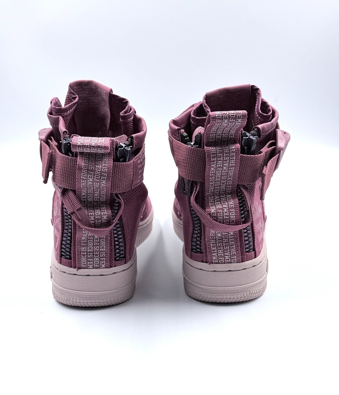 Size 7.5 - Nike SF Air Force 1 Mid Force Is Female W image 5