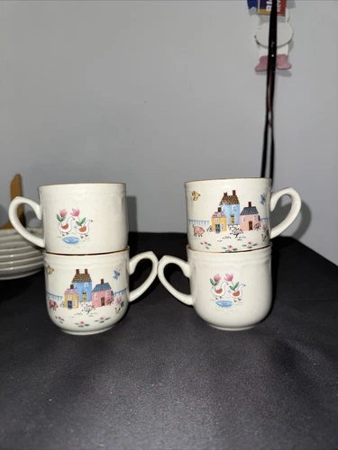 International Stoneware Heartland Coffee Cups / Mugs Japan Qty: 4
