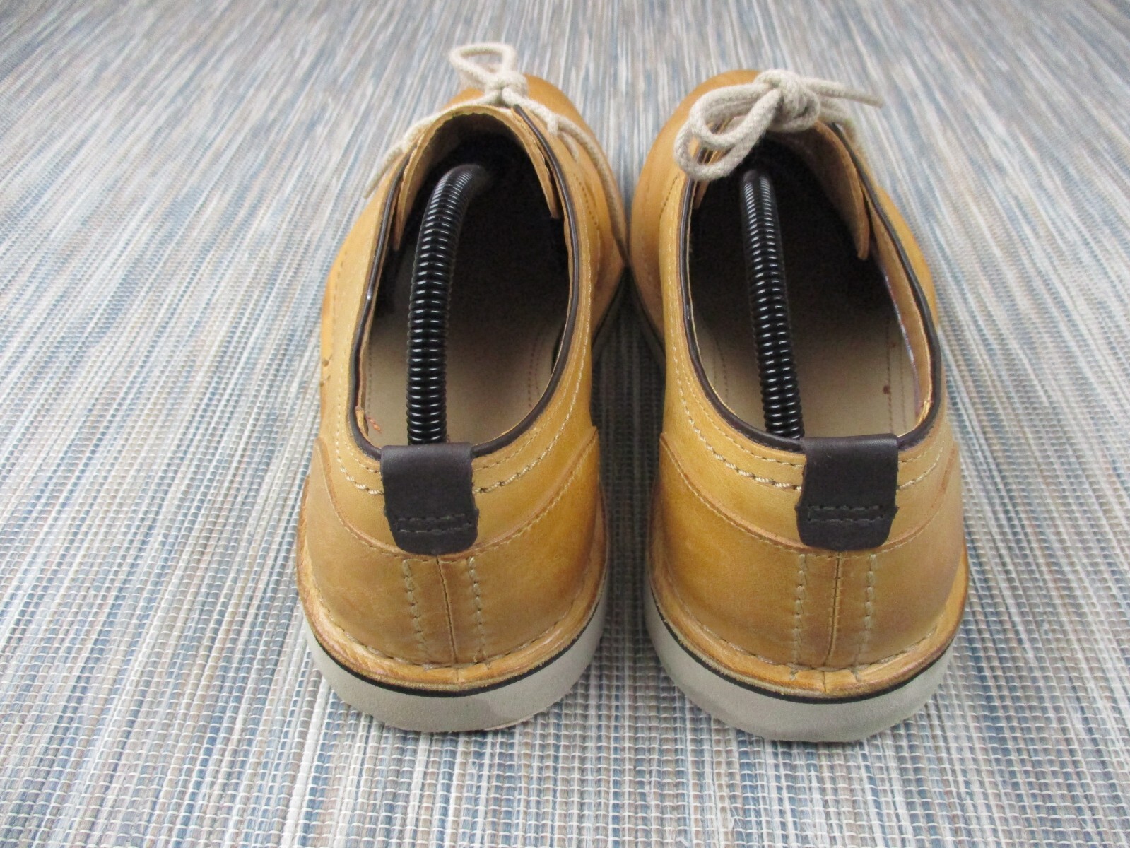 SAOLA Scarpe derby casual Clarks da uomo in pelle marrone UK 9 5 C comode stringate suola in gomma