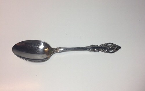 Oneida Renoir Pembrooke SSS Stainless Serving Spoon 8 1/4” Flatware Silverware - Picture 10 of 12