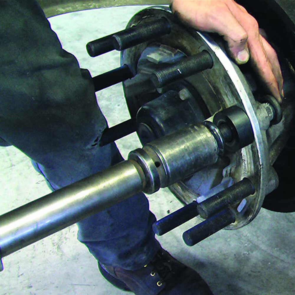 28950 Truck Wheel Stud Installer Fits truck wheel studs up to 22mm in