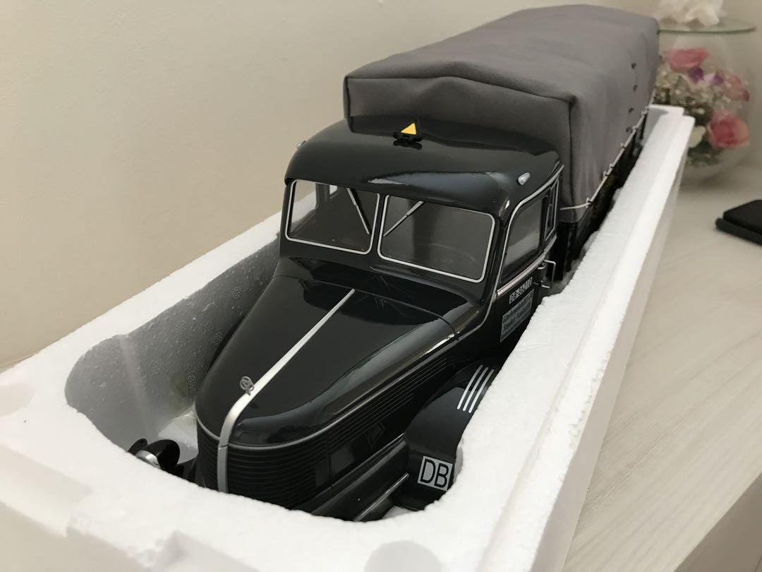 ROAD KINGS 1/18 KruppTitan SWL 80 ダークグレー ROAD KINGS 1/18 Krupp Titan SWL 80 Canvas Top Deutsche