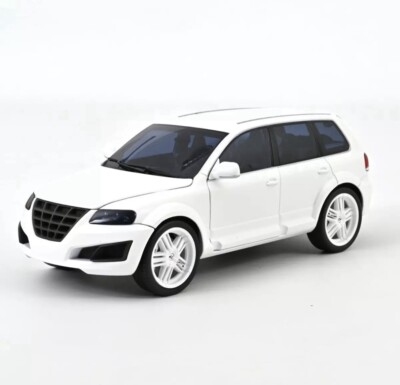 VW Toureg P24 by Parotech  Matt White 1:18 very rare and sold out everywhere