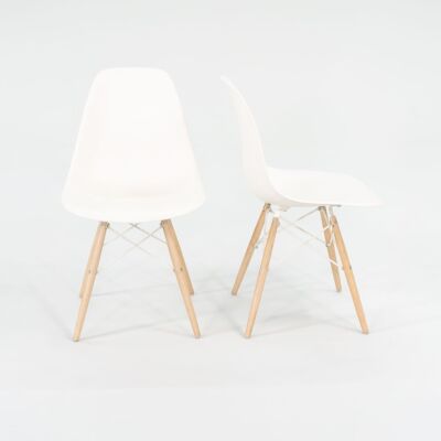 2018 Eames Plastic DSW Shell Dining Chairs in White w/ Dowel Bases