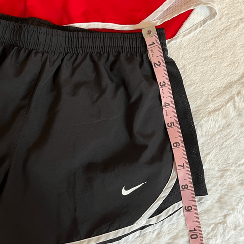 Nike Lined Track Shorts Kids Size Medium - Picture 2 of 8