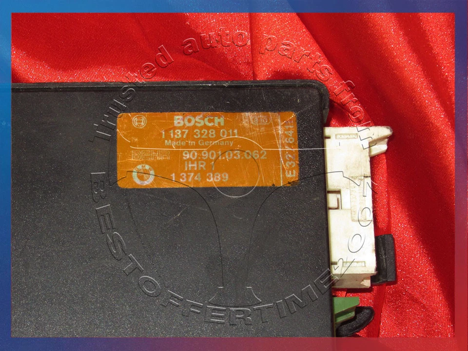 BMW E32 SERIE 7 UNIDAD DE CONTROL CALEFACCIÓN INTEGRADA CLIMA IHR ECU 1374389 Foto 3 de 4