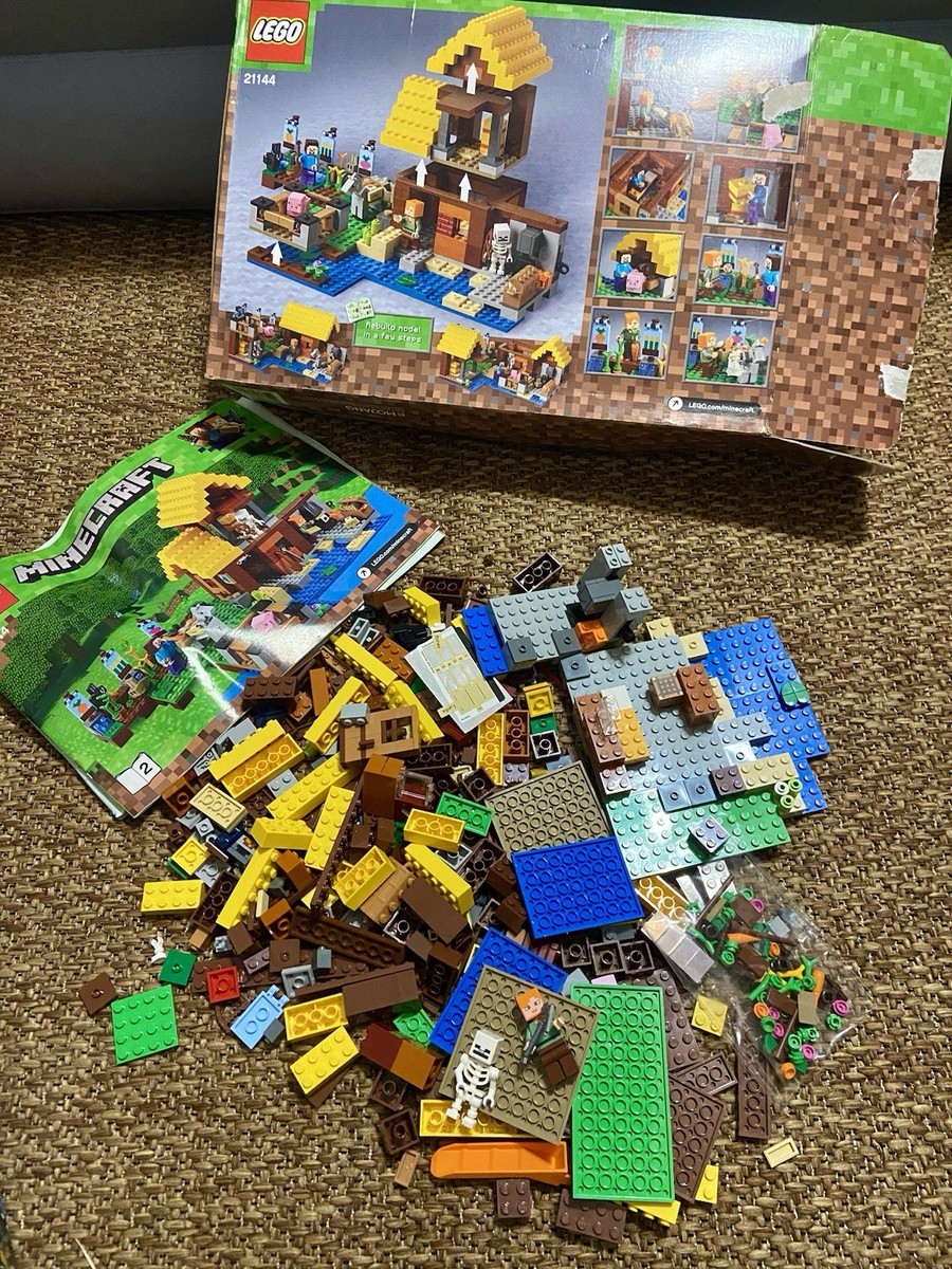 lego minecraft the farm cottage 21144 INCOMPLETE FOR PARTS ONLY