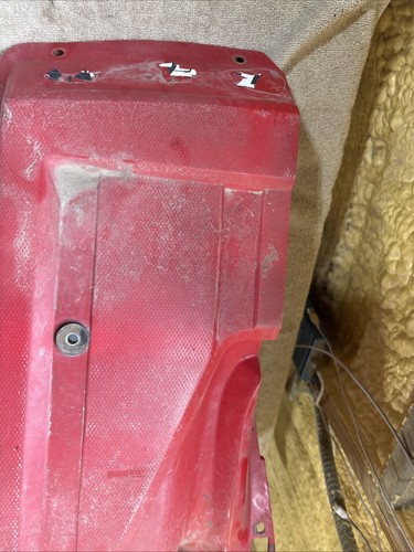 1982 Honda ATC 200 E right rear fender plastic 335 - Picture 13 of 19