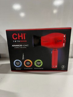 Secador de pelo de cerámica iónica avanzada serie CHI 1875 rojo (CA2312)