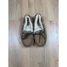 Ugg Women's Dakota Suede Wool Slip On Moccasin Slippers Size 7 EUR 38 Chestnut