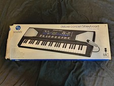 Soundz Deluxe Concert 54 Keyboard Mic Included