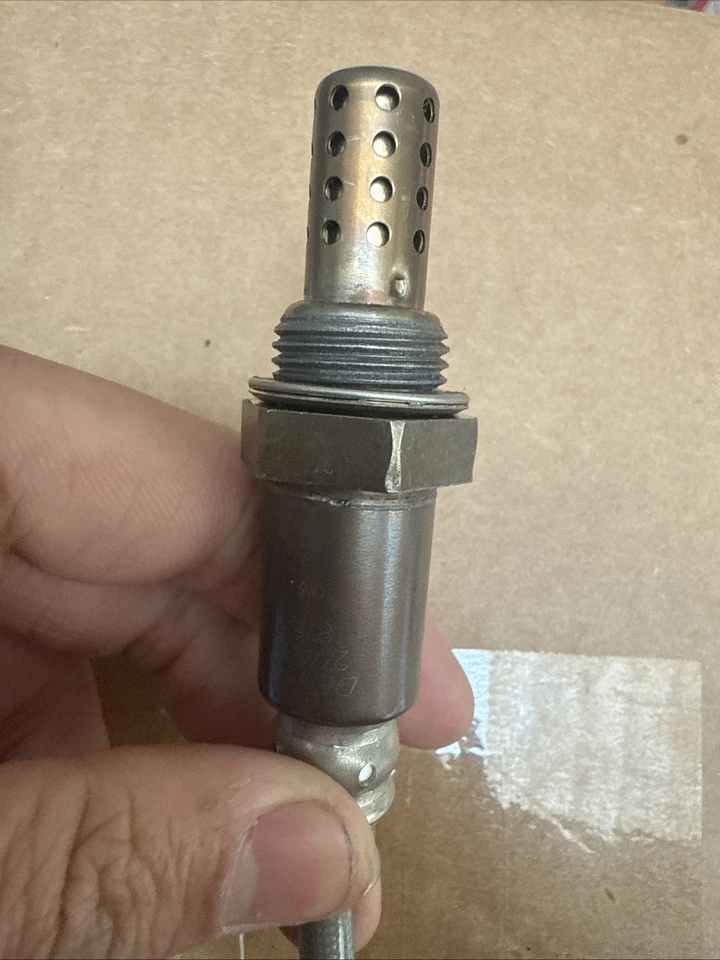 Sensor de oxigênio Bosch 15578 compatível com Mitsubishi Chrysler Dodge Eclipse Mirage 1998-2012 - Imagem 3 de 4