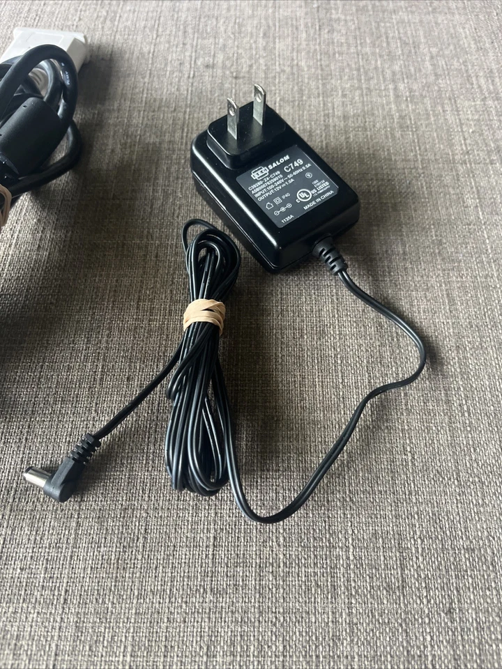 ViewSonic 22" LCD Monitor, VX1945wm, Speakers with Subwoofer  Port For iPod - Image 4 of 4