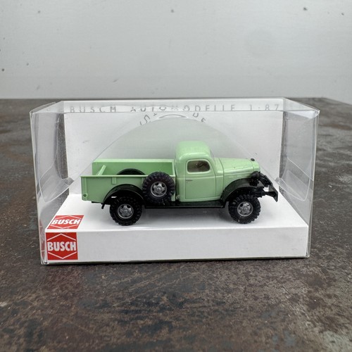 Busch Dodge Power Wagon No. 44021 - ESCALA HO - Nuevo / Precintado - Verde | Condition: Used