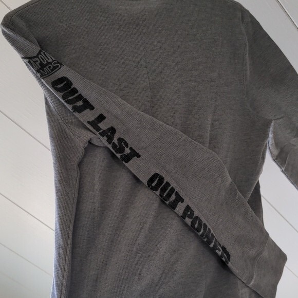 Tapout Shirt Men's M Gray MPS Thermal Long Sleeve