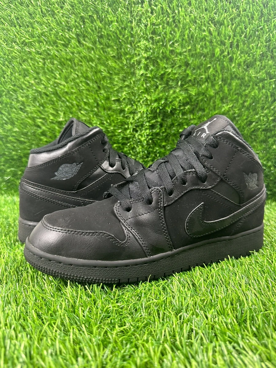 jordan 1 mid triple black gs
