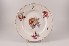 KPM Berlin Teller Potsdamer Reliefzierat Spalier Kriegsmarke &Oslash;26cm 1.W. Dekor 36