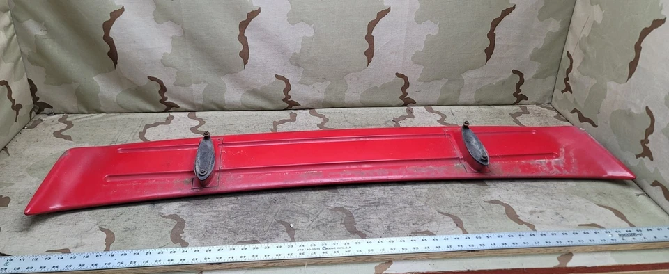 1984-1988 Pontiac Fiero Wing Spoiler Gaskets Hardware OEM Red - Image 2 of 4