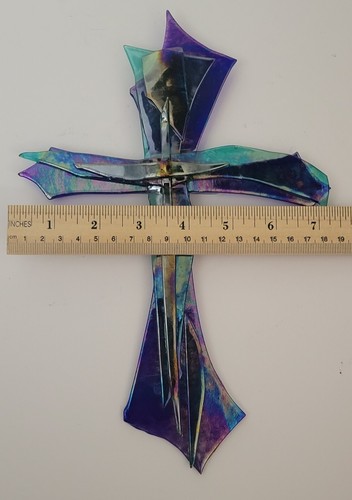 Splendida croce da parete in vetro dicroico blu fatta artigianalmente - Foto 4 di 4