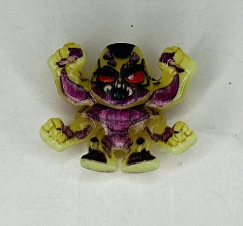 Million Warriors Super Rare Insectozoid Mini Figure Toy Astrals - Picture 3 of 3