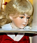 1993 RENOIR GIRL WITH A HAT PORCELAIN DOLL MINT IN BOX BY PHYLLIS WRIGHT w/COA — photo 3