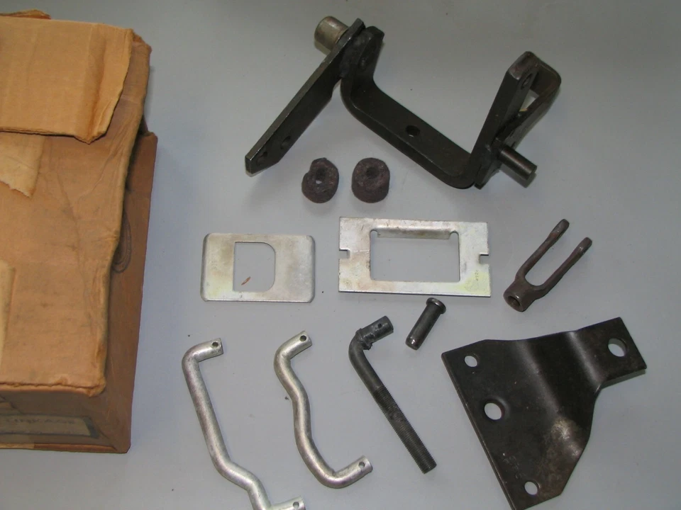 Kit de acoplamiento de pedal de embrague 1941-1948 Oldsmobile series 66 y 68, 41 42 46 47 48 Foto 3 de 3