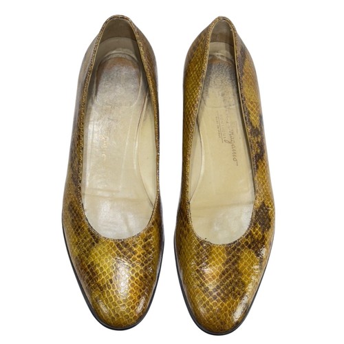 SALVATORE FERRAGAMO Women’s Shoes Beige Reptile Embossed Leather Flats Size 10B - Picture 11 of 12