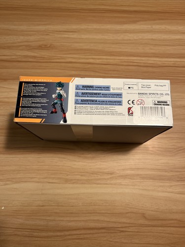 My Hero Izuku Midoriya Plus Ultra Bandai Funimation Beginner Model Kit New - Picture 2 of 4