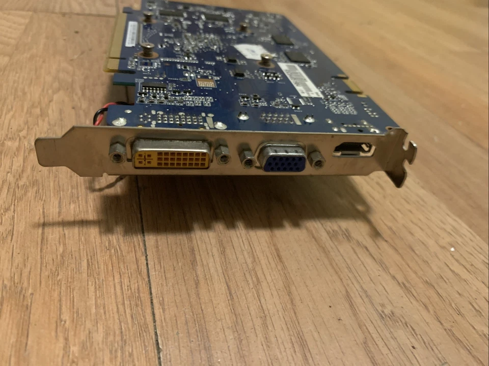 512MB Asus GeForce 9500 GT DVI / HDMI / VGA PCI-e Graphics Video Card - Image 3 of 3