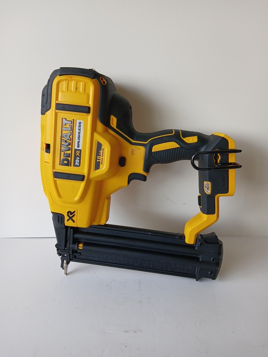 Finish Nailer Dewalt 20 Volt Staple Gun 20-Volt Max Lithium-Ion