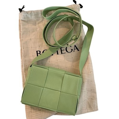 Bottega Veneta Cassette Wallet on Strap Anemone Green Lambskin Bag Crossbody NWT