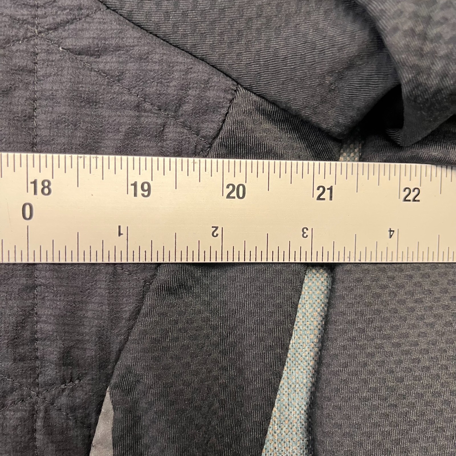 Under Armour ColdGear Women's Jacket Size XL Black Quilted Full Zip Activewear thumbnail 6