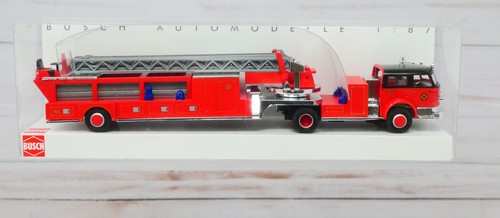 Camión con escalera de cabina cerrada Busch 46019 LaFrance, motor del departamento de bomberos escala #3 HO | Zustand: New