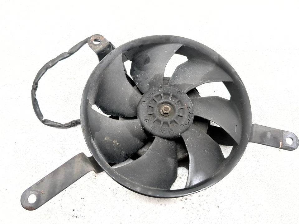 06-08 Ventilador de refrigeración del radiador Yamaha YZF-R6S YZF R6 Foto 4 de 4