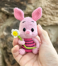 Crochet Piglet Winnie-the-Pooh keychain plushie Amigurumi Stuffed Anime Doll