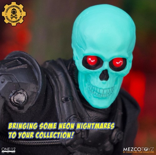 Juego de cuatro calaveras Mezco One:12 Neon Nightmare multicolor - para figuras de 6” o 7” - Imagen 9 de 15